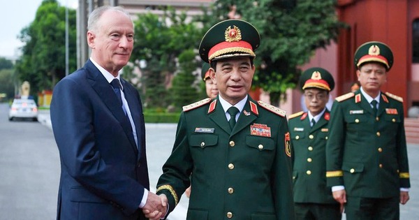 Vietnam, Russia seek to deepen maritime, defense cooperation