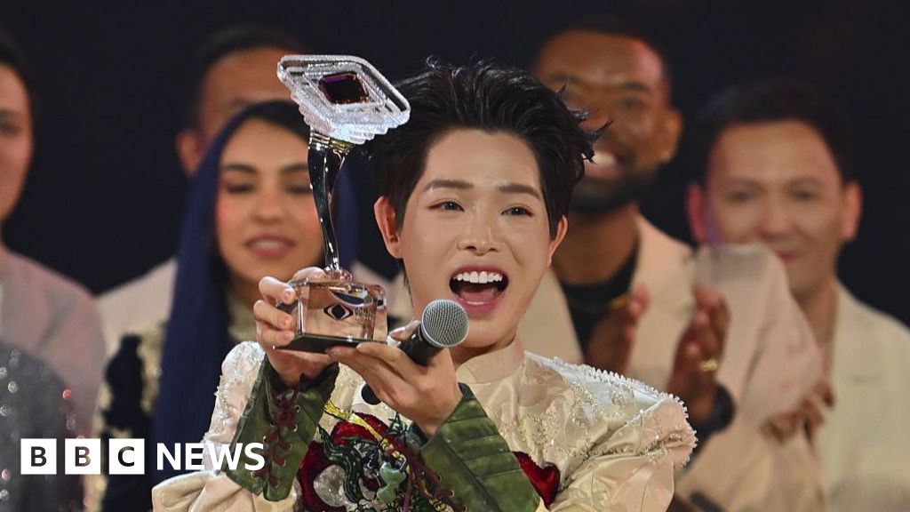 Vietnamese singer Duc Phuc wins Russia’s Intervision song contest