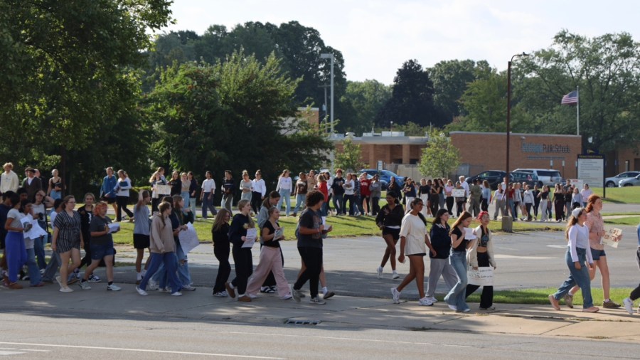 West Michigan students walk out to protest gun violence: 'We need change'
