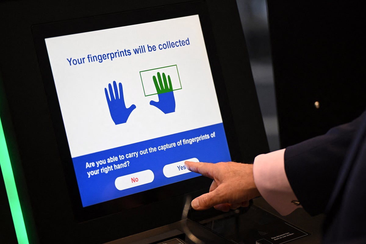 Will I be able to get into France without medical insurance?