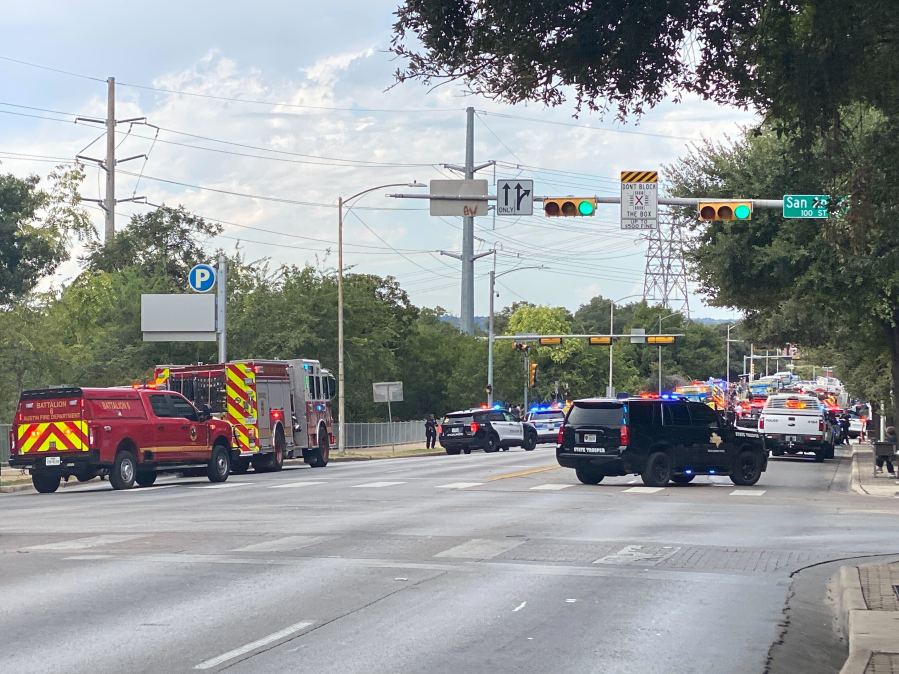 APD responds to shooting at Austin Public Library