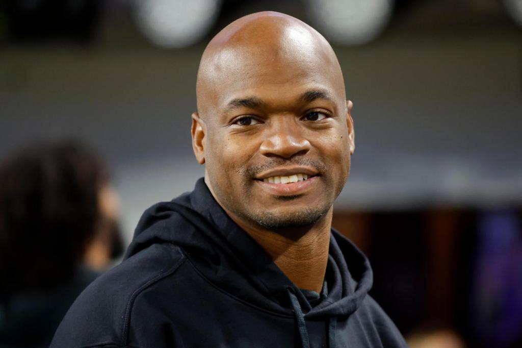 Adrian Peterson arrested on drunk driving, gun charges in Texas