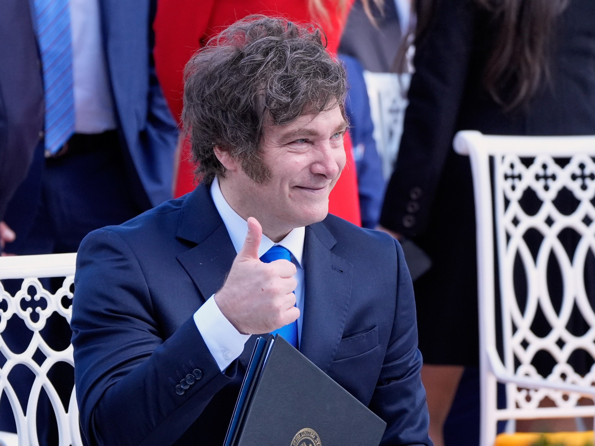 Argentina’s central bank says it signed $20bn currency swap deal with US | Business and Economy News