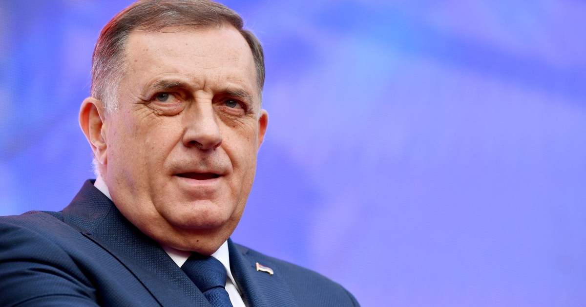 Bosnia’s Republika Srpska installs temporary president as Dodik steps aside | Conflict News
