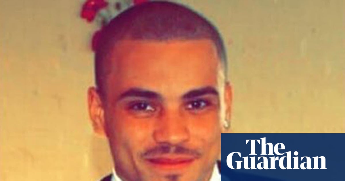 Case dropped against Met police officer who shot unarmed man | Police