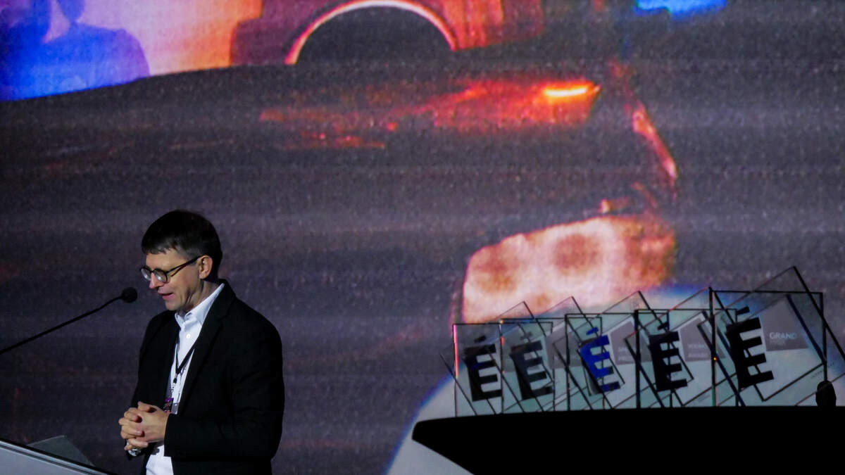 Radek Lipka giving his welcome speech before the awards are handed out.