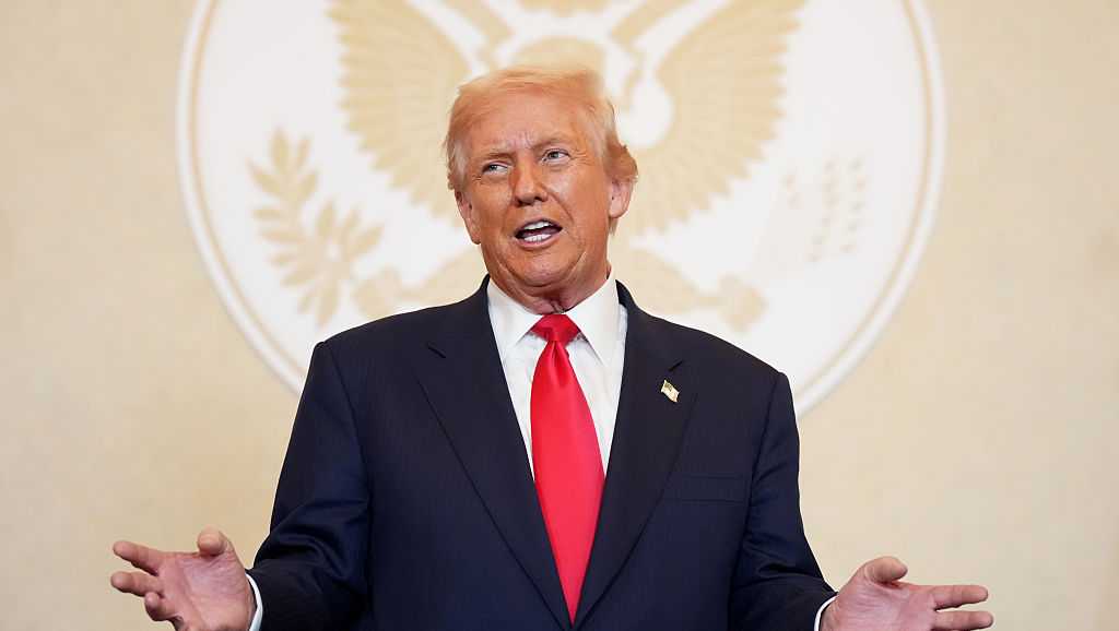 Donald Trump says Constitution bars third term