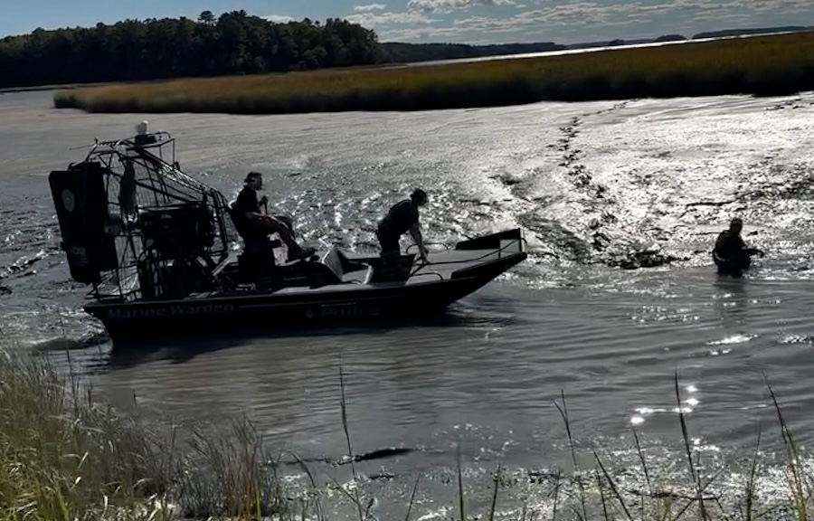 Duck hunter in Maine rescued after getting trapped in mud