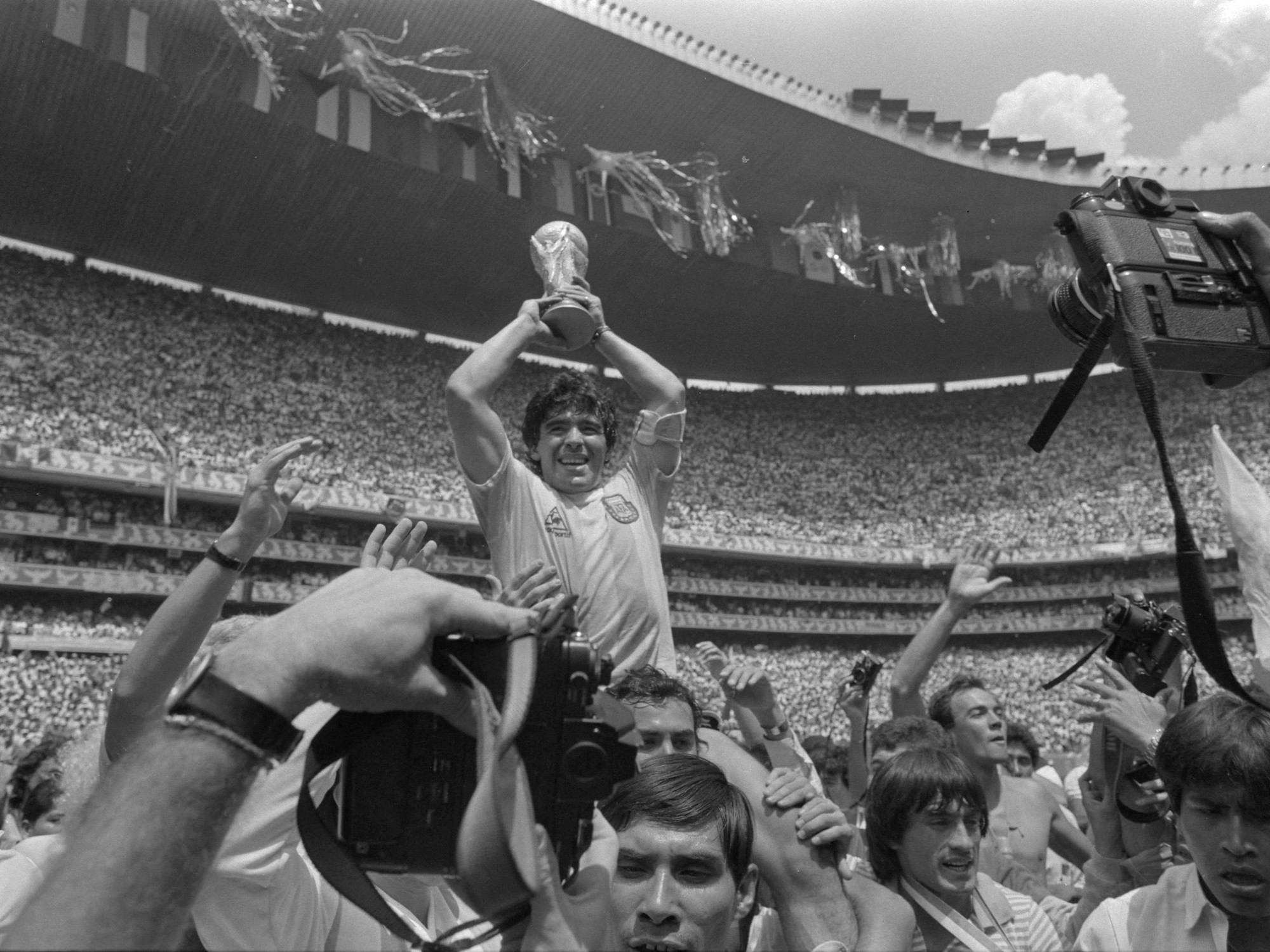 El Banco Central lanzó una moneda especial del Mundial 2026 con un homenaje a Maradona: cuánto costará