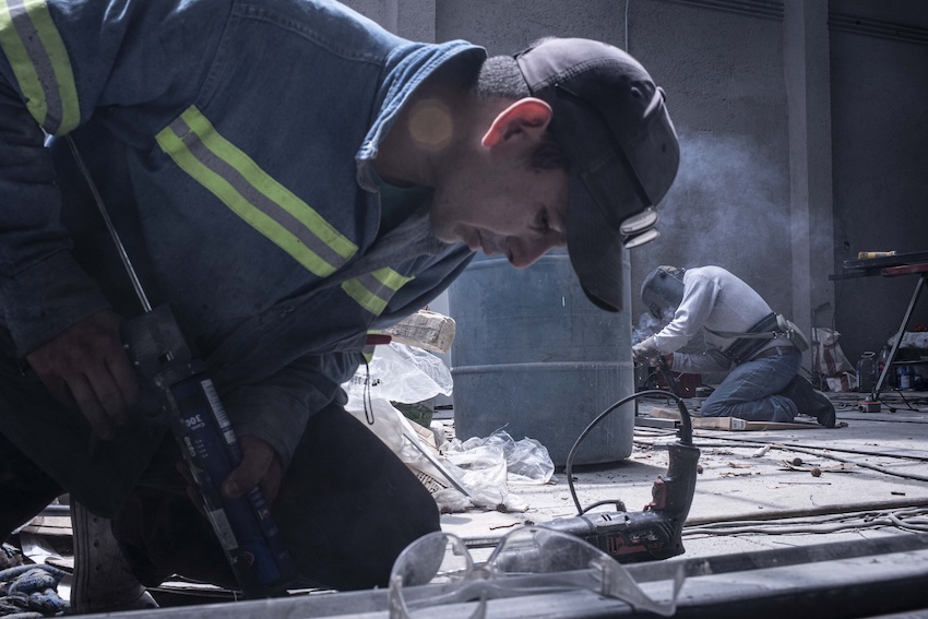 Formal job creation is down 27% this year