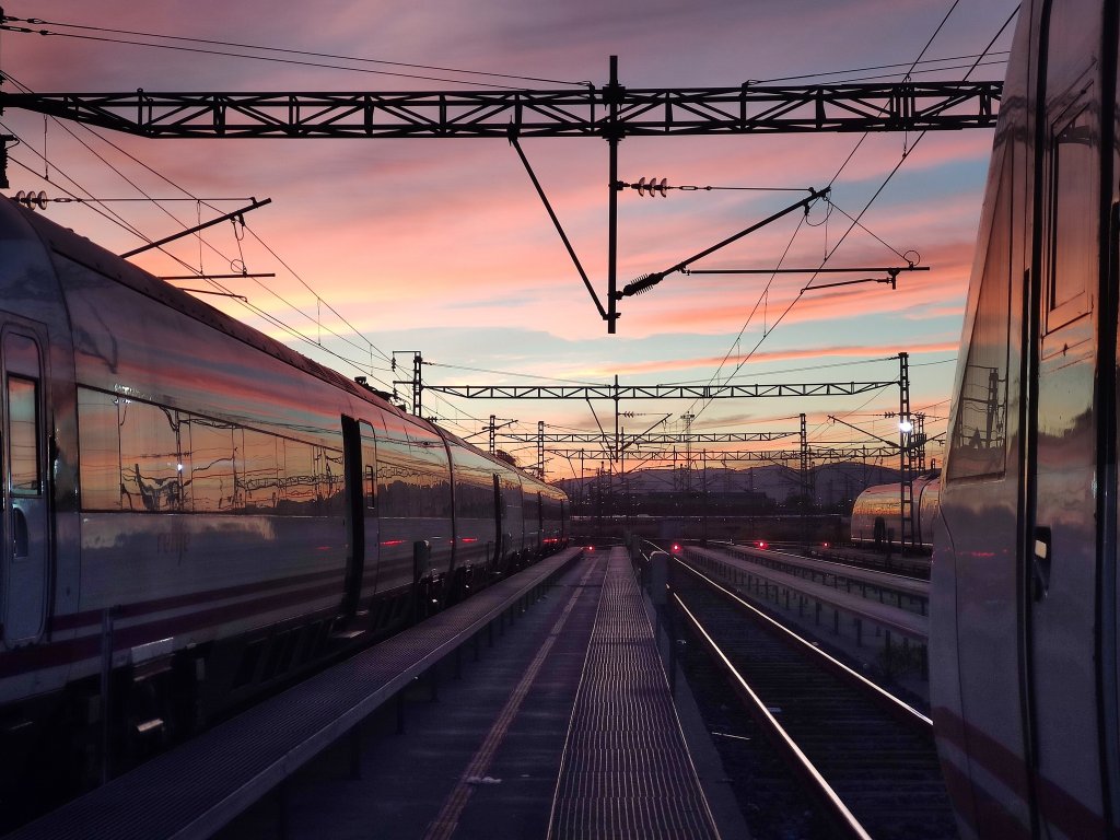 Governments of Spain & Portugal agree on Madrid-Lisbon high-speed train line