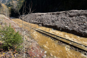 Heavy rain, flooding close tourist trains through Southwestern Colorado ...