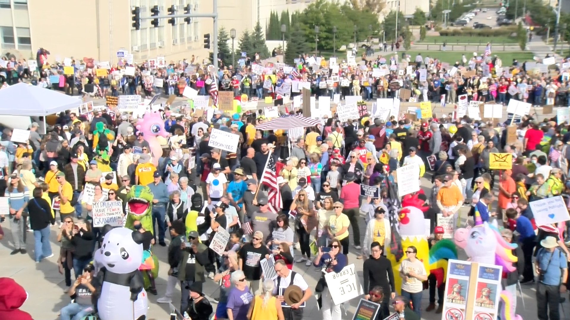 Hundreds attend second No Kings protest in downtown Lincoln