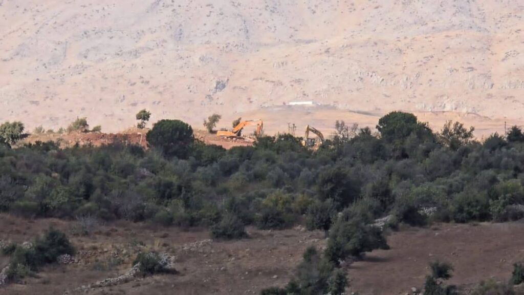 Israeli army continues cutting trees in the northern Quneitra countryside, October 6, 2025 (Quneitra Media Center/Facebook)