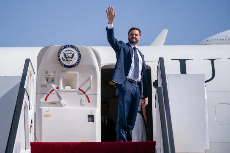 US Vice President JD Vance boards Air Force Two en route to Washington, DC, at Ben Gurion Airport in Tel Aviv, 23 October 2025. (Reuters photo)