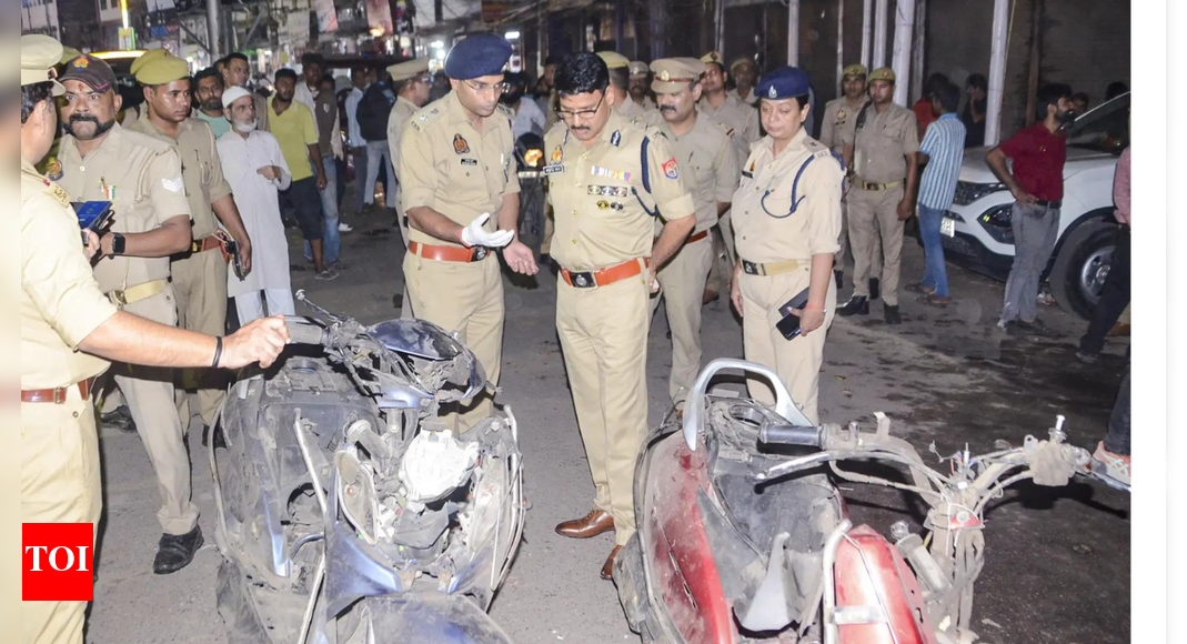 Kanpur scooter blast: 8 injured in explosion at market; probe underway | Kanpur News