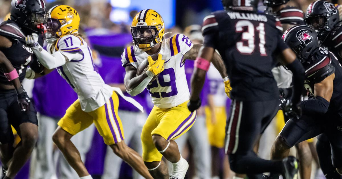 LSU football's run game improved against South Carolina | LSU