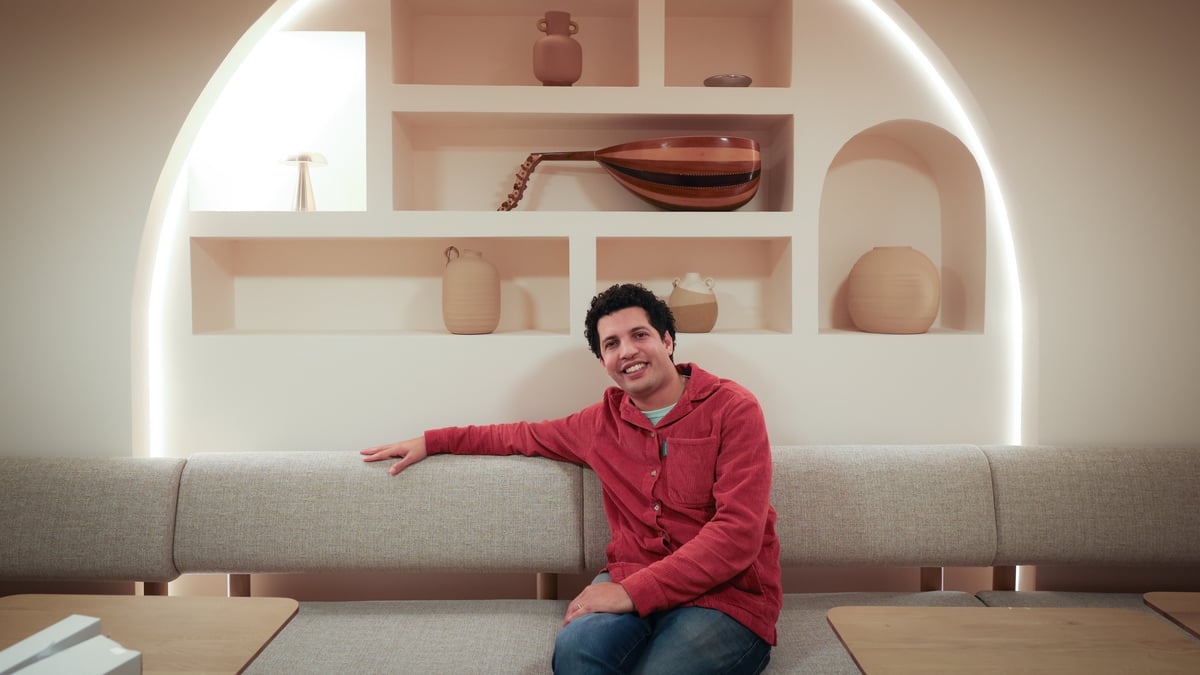 You'll find "the classics" but revisited, like falafels or hummus, "well-balanced in terms of ingredients where you can really taste the tahini".