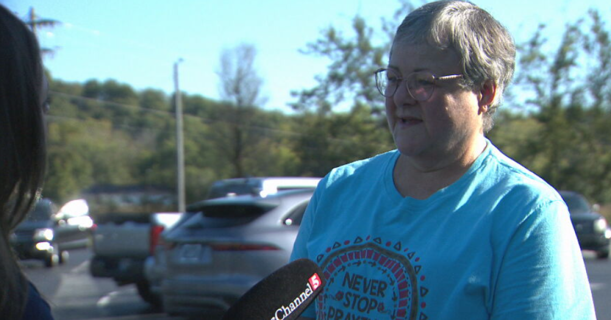 McEwen community gathers for vigil after devastating plant explosion