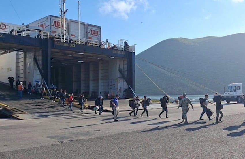 Rescued children disembarking