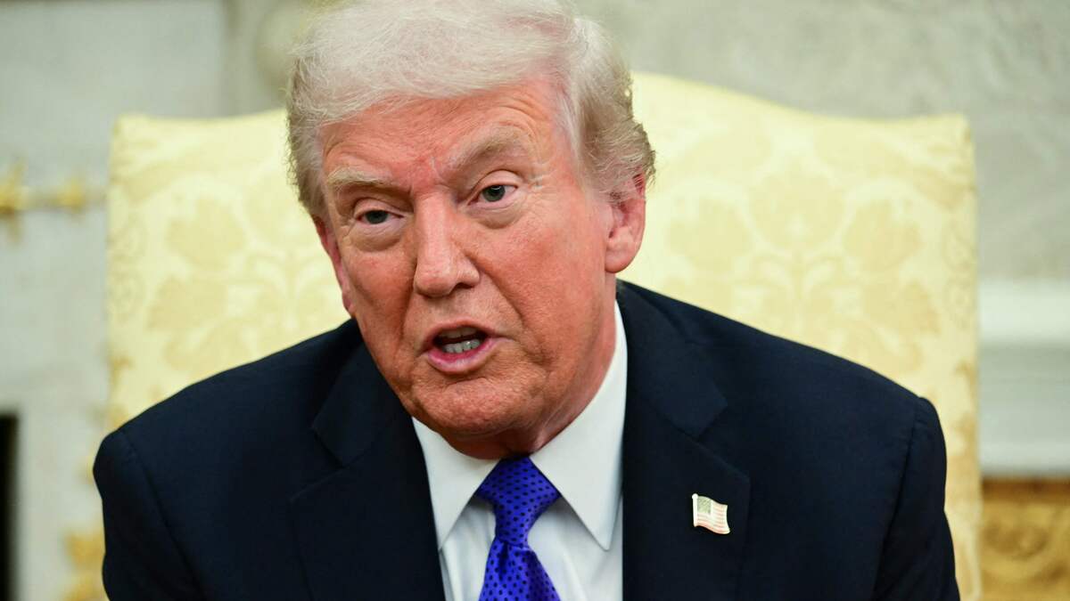 US President Donald Trump, pictured at a meeting with Nato Secretary General Mark Rutte in the Oval Office  on Wednesday, has made a U-turn on sanctions against Russia