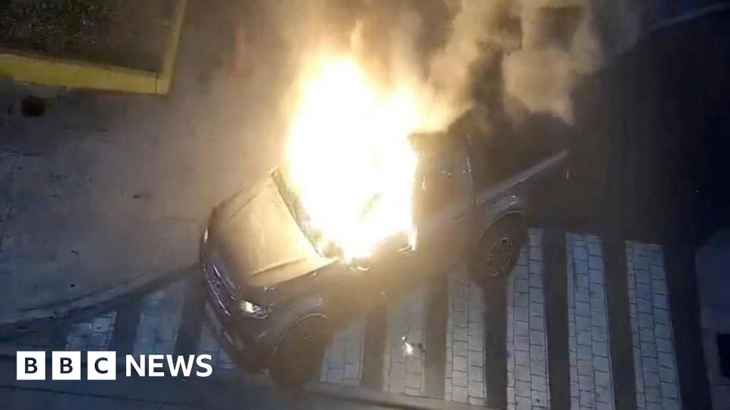 One dead after vehicle explodes outside Ecuador shopping mall