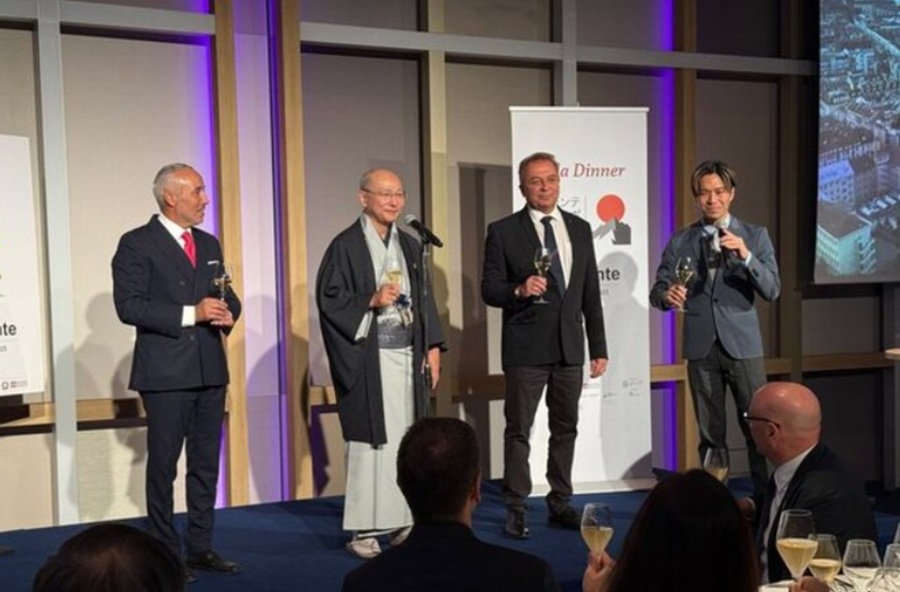 Speeches at Osaka Piedmont Gala Dinner