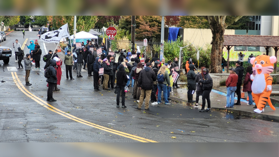 Protesters rally against National Guard deployment, 'increased aggression' at Portland ICE facility