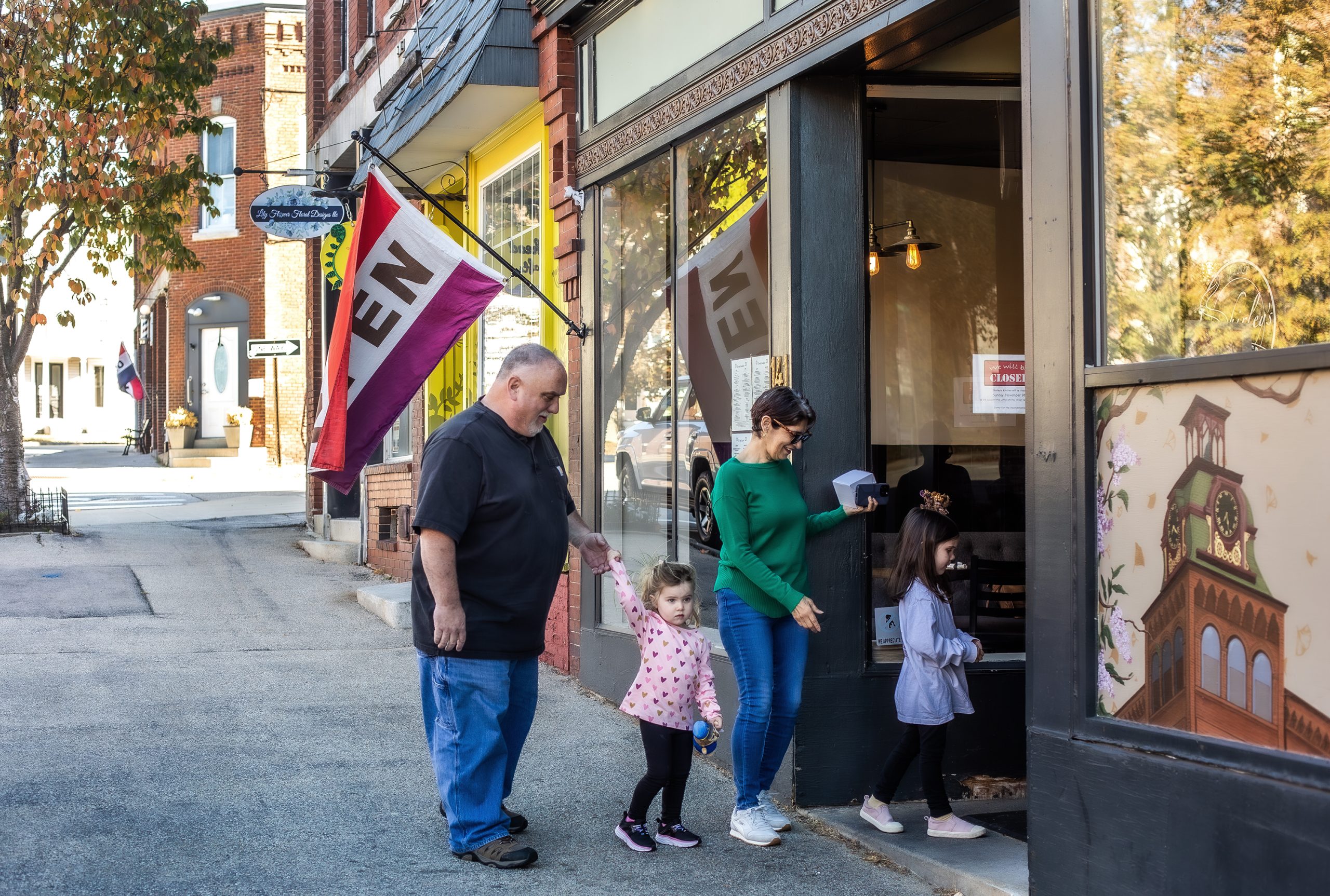 'Quaint New England village': Suncook blossoms with small businesses