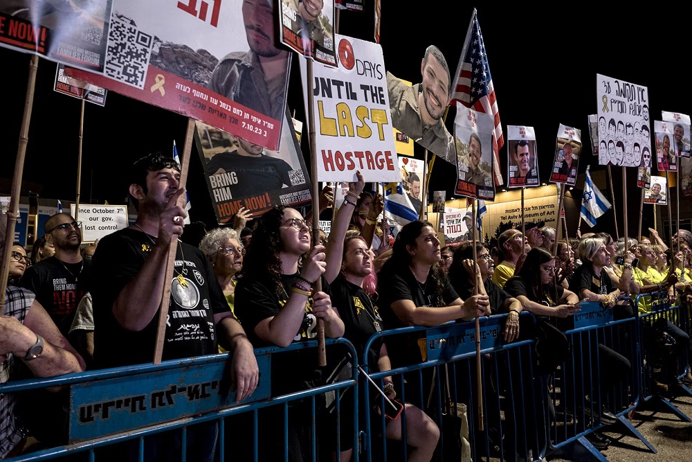 Remains returned by Hamas not those of missing hostages, Israeli sources say