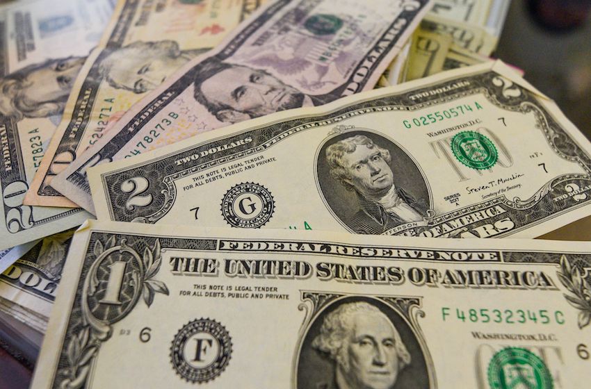 Remittances to Mexico fall 8.3% in August, marking 5th consecutive monthly decline