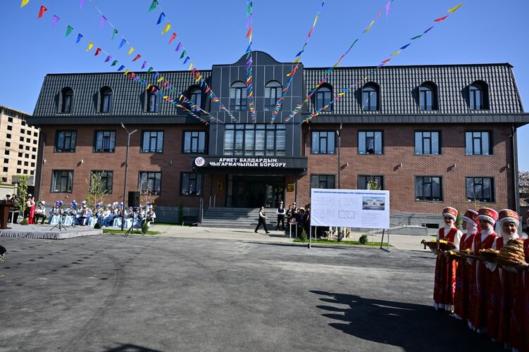 SCNS Chairman attends opening of children's creativity center in Manas city -