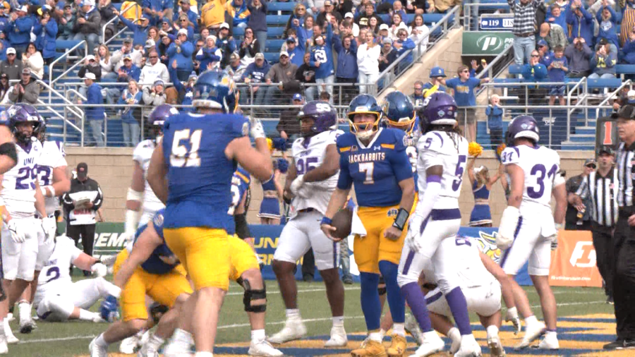 SDSU finds late momentum in Hobo Day win over UNI