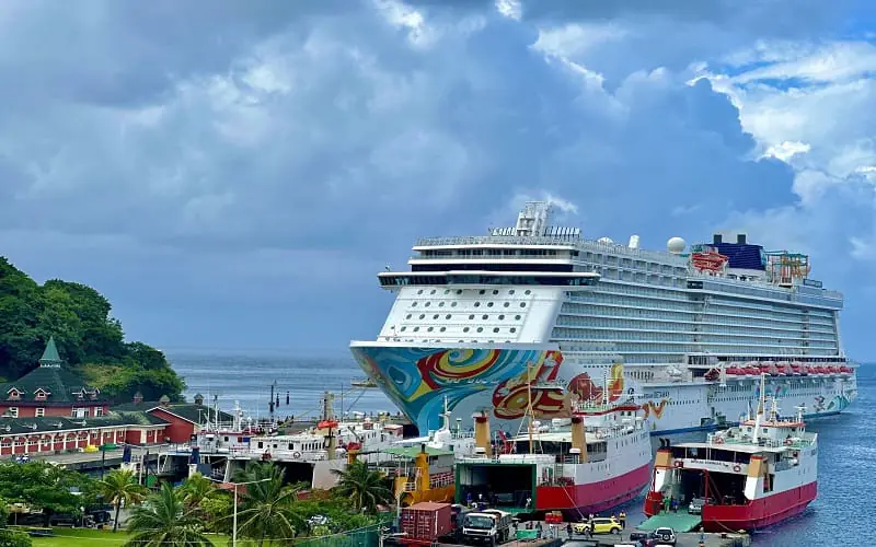 St Vincent's Port Kingstown to receive 89 calls this cruise season