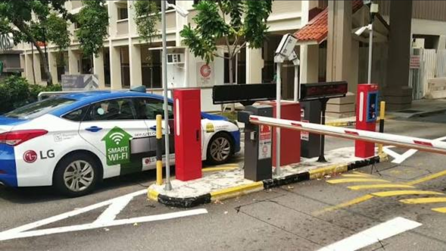 Technical glitch disrupts parking systems at 500 HDB car parks across Singapore