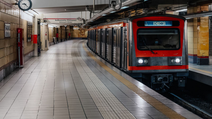 Traffic, transport modifications in downtown Athens due to Oct 28 parade