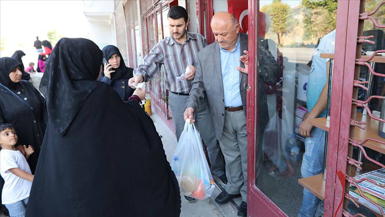 Turkish man aiding Syrian refugees through Ankara charity shop arrested on sexual assault charges