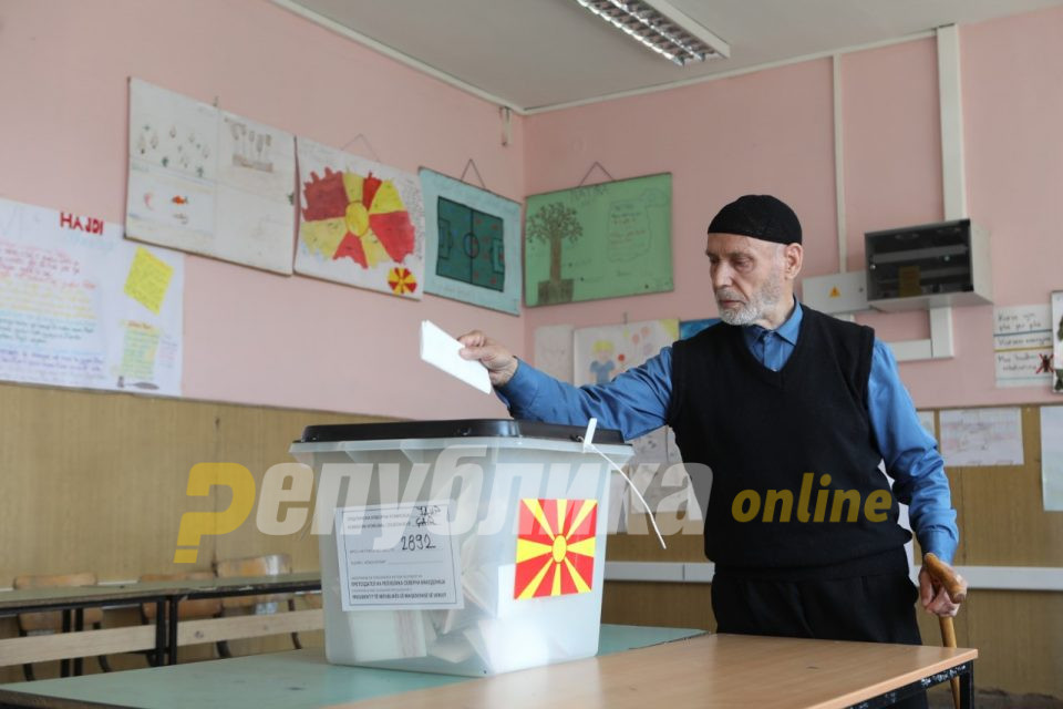 Two dozen municipalities will most likely elect mayors in the first round