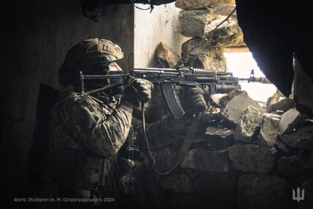 Ukrainian troops nearly cut off as Pokrovsk defense strategy fails