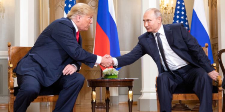 Us President Donald Trump Shaking Hands With Russian President Vladimir Putin During Their Meeting On The Sidelines Of The G20 Summit Photo/White House