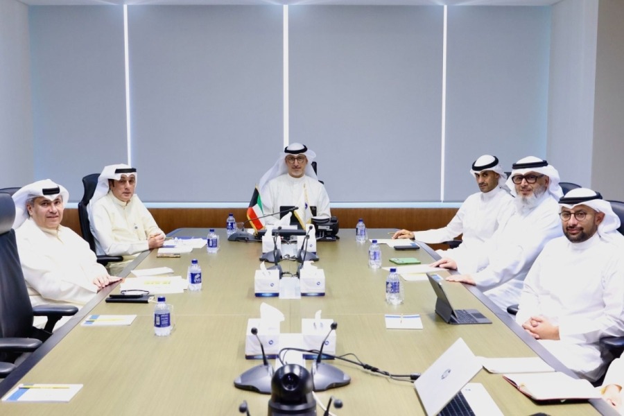 ‘Developing KSE market a national priority to strengthen investment climate’