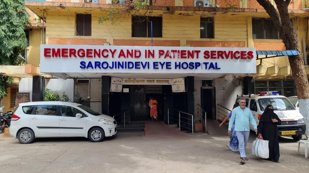 ‘Mirchi bombs’ account for bulk of Deepavali eye injuries at Hyderabad’s Sarojini Devi Eye Hospital