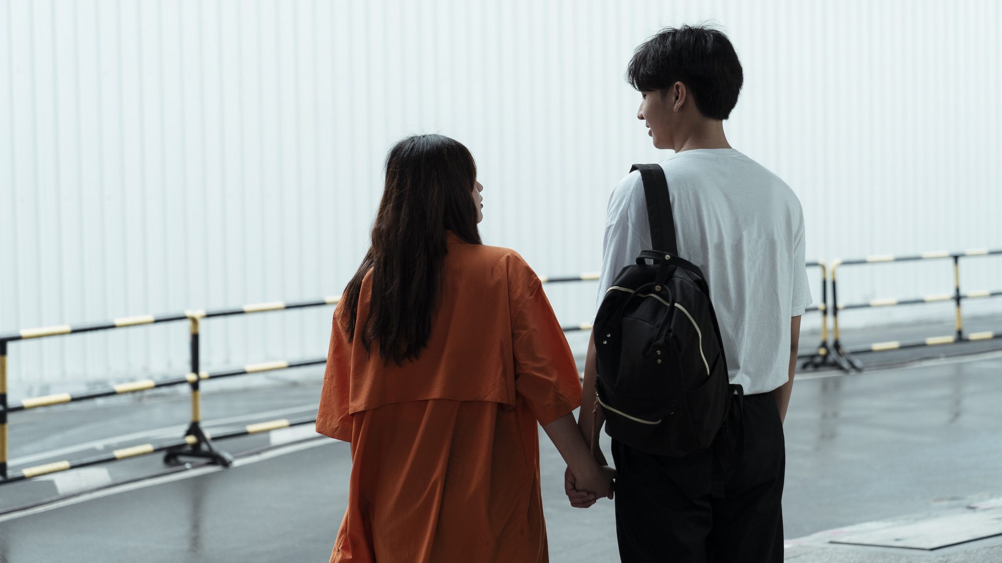 ‘This is exhausting and draining me a lot’: Woman says boyfriend shuts her out despite her constant love and reassurance