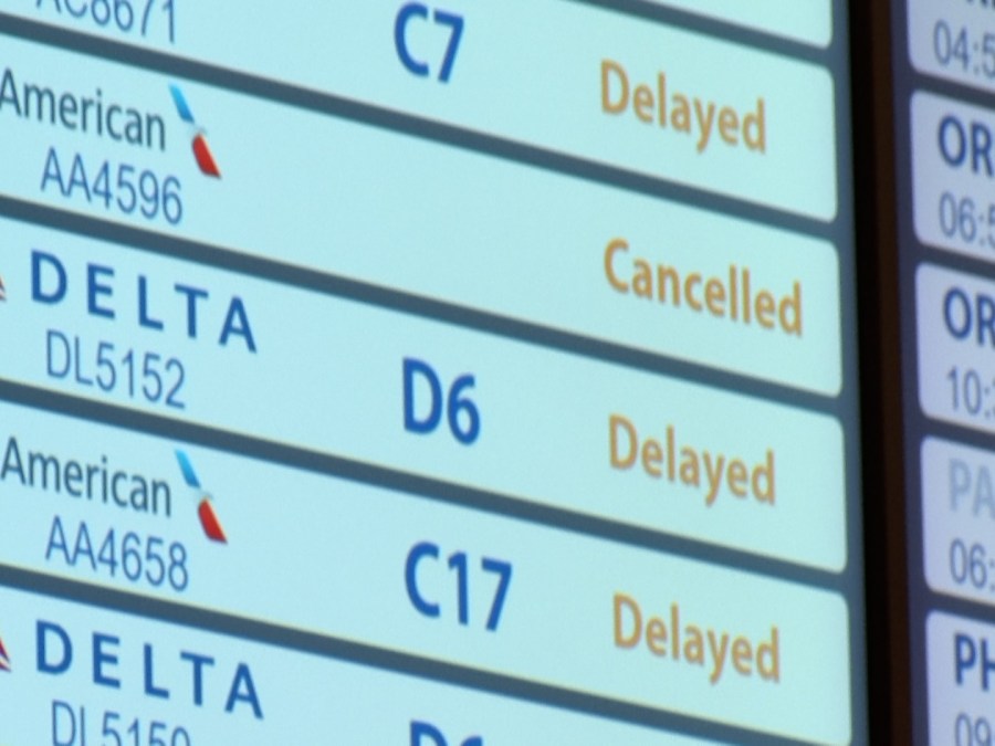 'Stuck and really frustrated': Travelers at RDU annoyed by growing flight delays