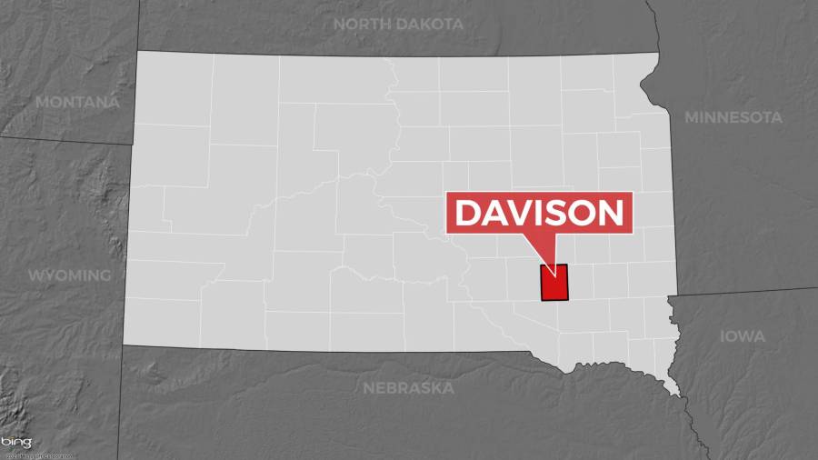 9 arrested for cocaine dealing, 3 immigration charges