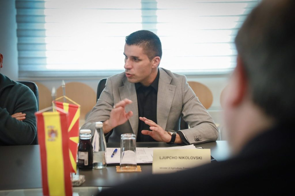 Agriculture Minister Tripunovski proposes charges against his predecessor Nikolovski for abuse of office