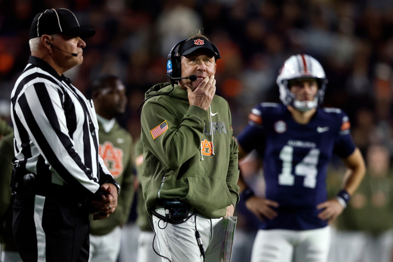Auburn football fires Hugh Freeze