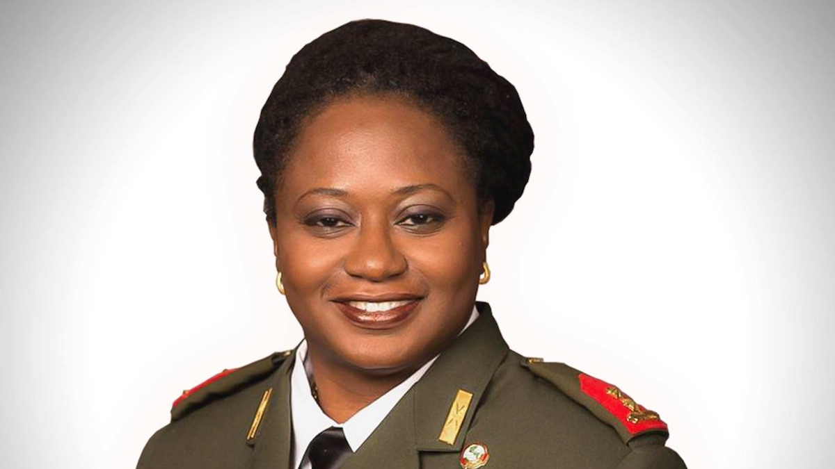 Auditeur-militair eist negen jaar cel en gevangenneming voor ex-DNV-directeur Veira