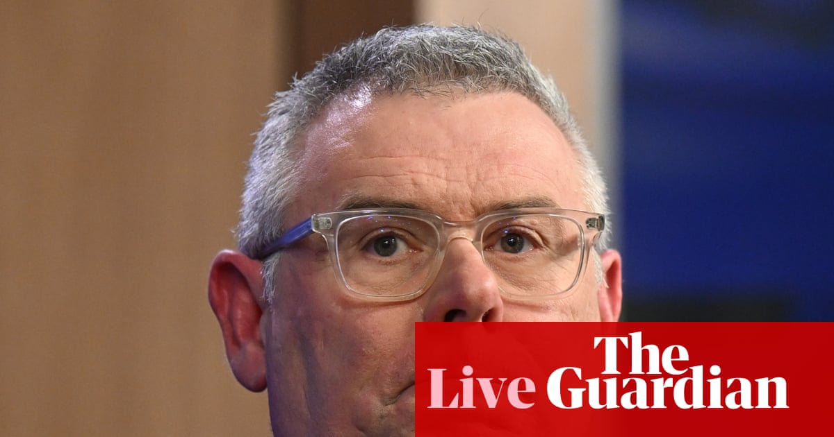 Australia news live: Watt says ‘tail wagging the dog’ in Coalition as Nationals look to formally drop net zero | Australian politics
