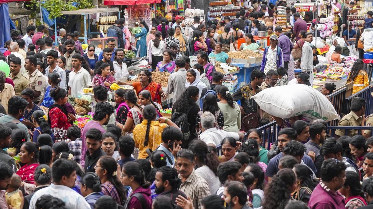 Bengaluru’s historic Kadlekai Parishe ends with estimated 12 lakh visitors; generates 105 tonnes of waste